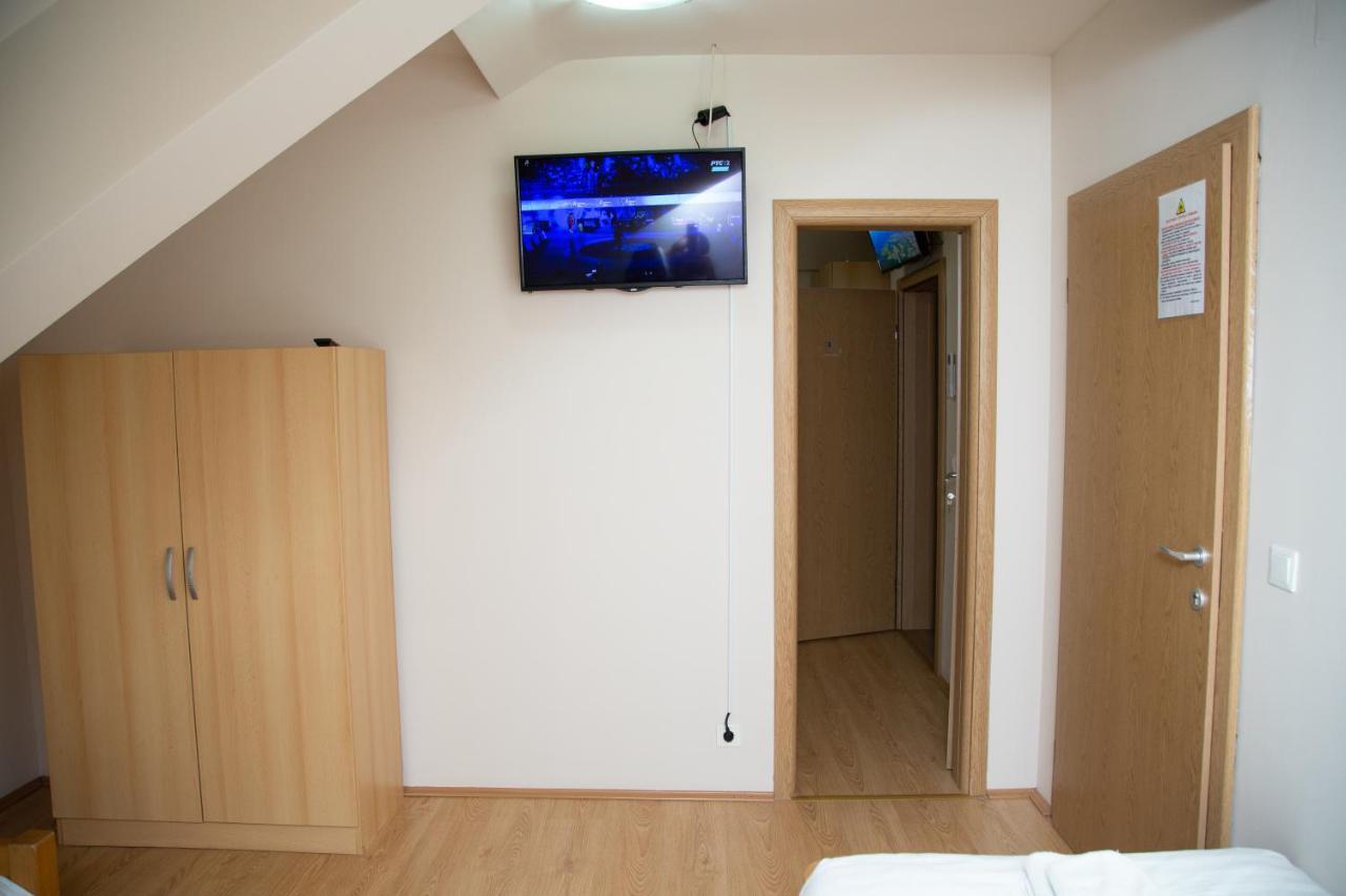 Motel Imperija Ub Экстерьер фото