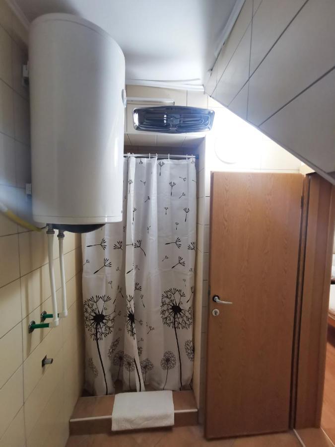 Motel Imperija Ub Экстерьер фото