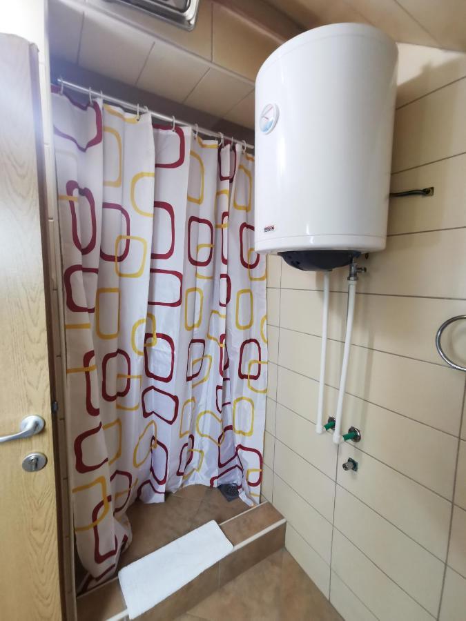 Motel Imperija Ub Экстерьер фото